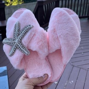 Faux fur slipper customized Handmade accessories pearl sea star
